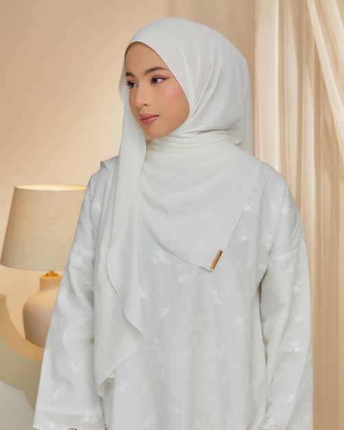 Hari Shawl - Simply White