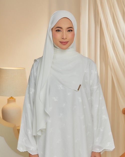 Hari Shawl - Simply White